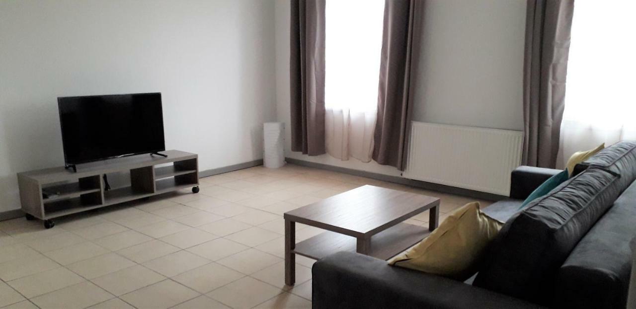 Appart Comme Chez Soi Pusignan Exterior foto